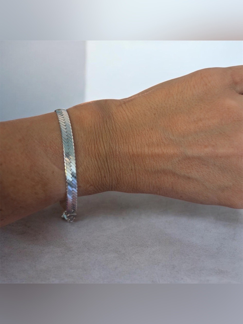 Vintage Sterling Silver Herringbone Bracelet made in Italy 7“